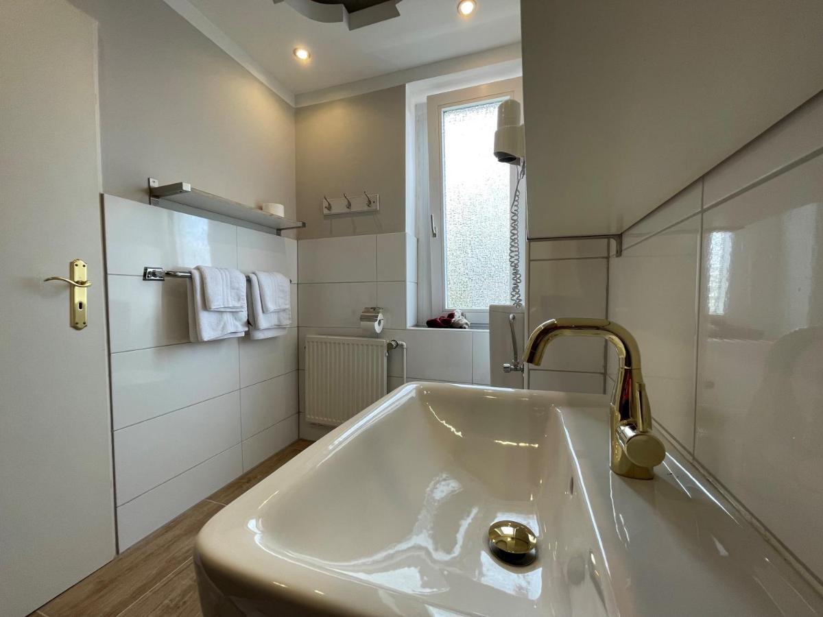 Hotel Kenny & Henry Cuxhaven Ngoại thất bức ảnh